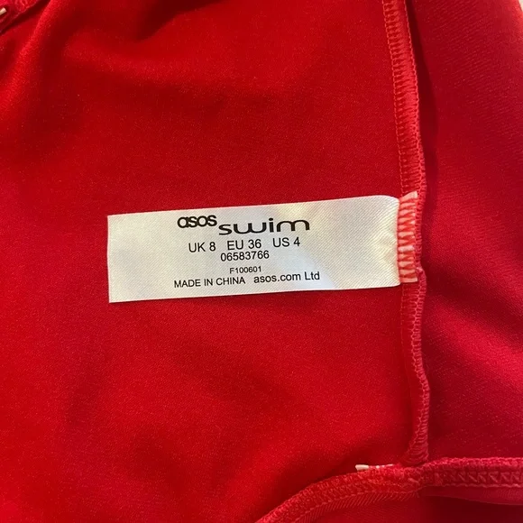 ASOS bathing suit - Picture 3 of 3